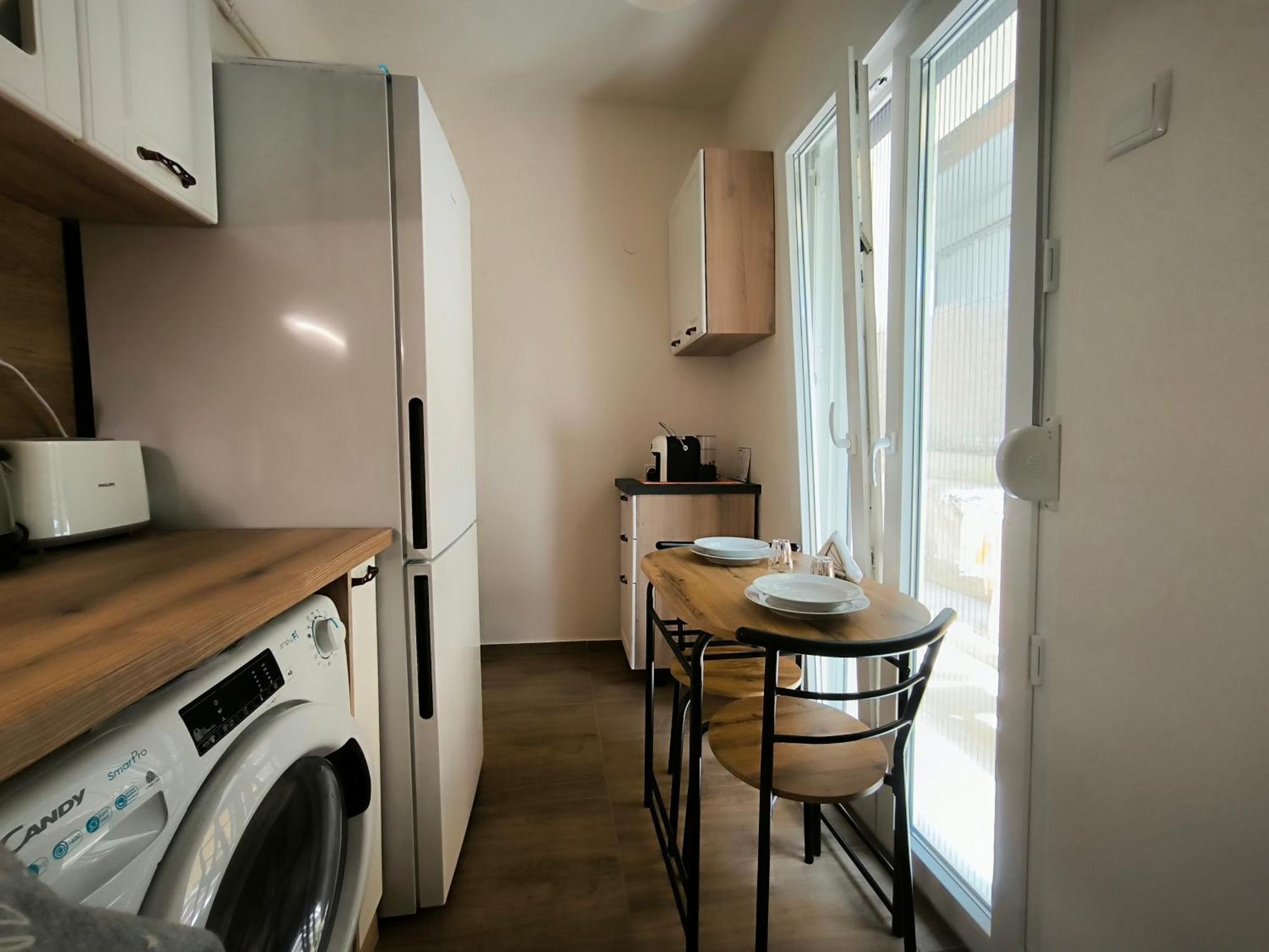 Port View, Veranda, 80 Sqm, Spacious Place For 6 Salonic Exterior foto